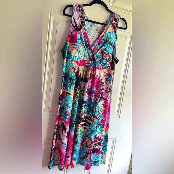 EUC Gorgeous Multicolor Sunset Tropical Palm Leaf Print Flattering MIDI Dress - Picture 4 of 12
